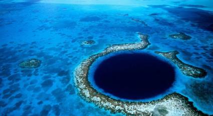 La expedición Blue Hole Belize 201 explorará el fondo del Caribe en Belice, para ver el Gran Agujero Azul