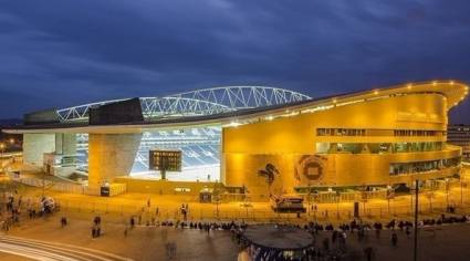 Estadio del Dragón (Do Dragao)
