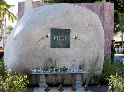 Piedra simbólica en honor al líder de la Revolución cubana