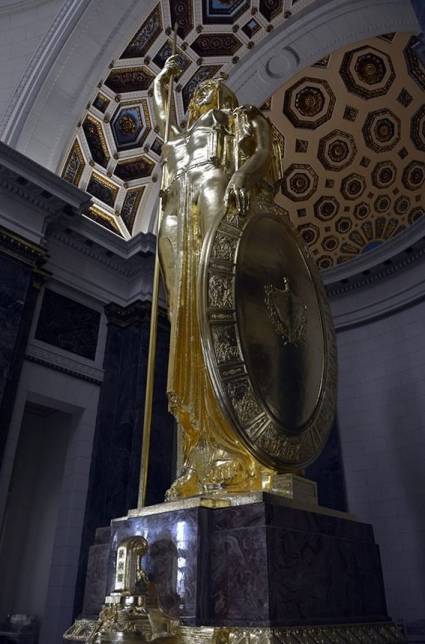 Estatua de la República de Cuba, del Capitolio de La Habana.