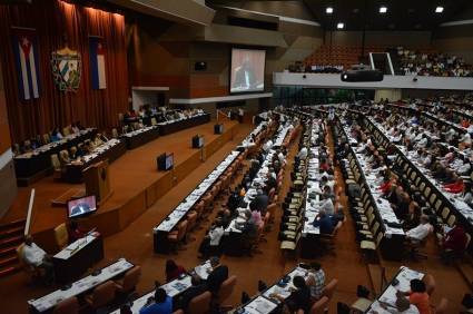 Coincidiendo con la histórica fecha del 10 de octubre, tiene lugar la 4ta. Sesión Extraordinaria de la Asamblea Nacional, la cual fue convocada por el Consejo de Estado el pasado 29 de septiembre.