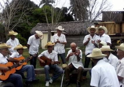 Parranda Típica de Arroyo Blanco, otrora Parranda Los Sánchez