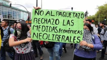 Manifestantes contra reformas pro mercado de Lenin Moreno
