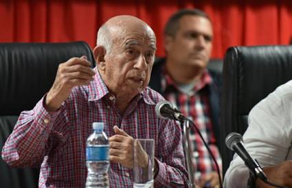Asistió José Ramón Machado Ventura, Segundo Secretario del Comité Central del Partido, a la sesión final del 10mo. Pleno de la ANAP.