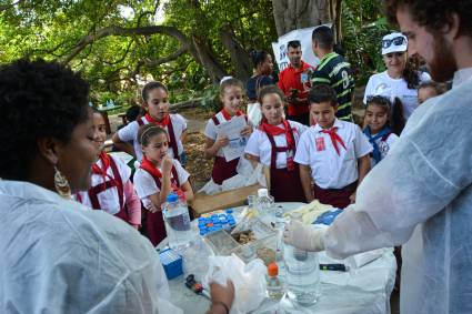 En el país desde edades tempranas se estimula el amor por la ciencia