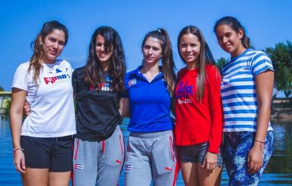 Las muchachas del plantel nacional de vela