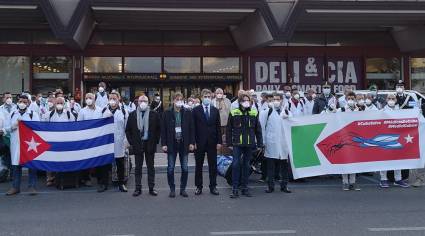 Brigada médica cubana arriba a aeropuerto de Malpensa.