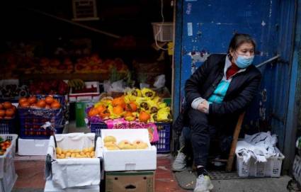 Una pequeña tienda de vegetales en Wuhan, capital de la provincia de Hubei