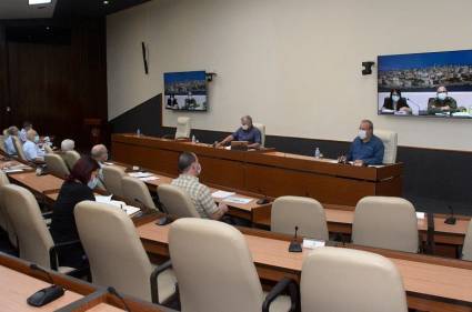 Reunión del grupo temporal de trabajo para la prevención y control de la COVID-19