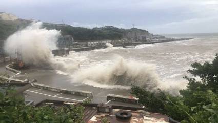 Haishen, el décimo tifón de la temporada, está catalogado como muy fuerte por la Agencia meteorológica de Japón