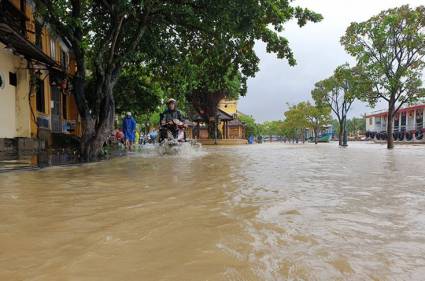 Intensas lluvias en Vietnam