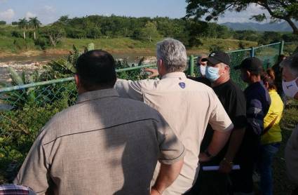 Díaz-Canel de visita por Cienfuegos