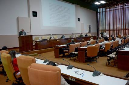 Diputados cubanos