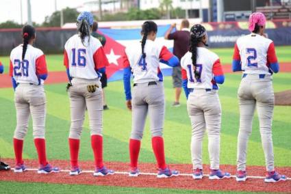 El béisbol femenino será uno de los más modificados