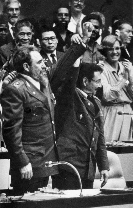 Fidel y Raúl han sido ejemplos de fi delidad, unidad y compromiso con las fi las del Partido.