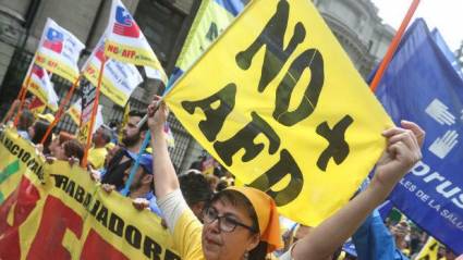 Protestas en Chile contra la reducción de pensiones