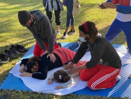 Masajes en intervenciones comunitarias