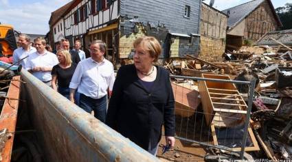 La canciller Angela Merkel visitó Bad Münstereifel