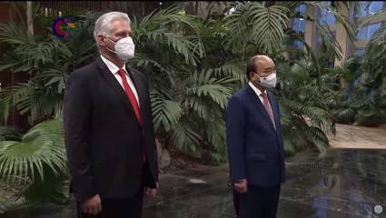 Presidente de Cuba recibe al Presidente de Vietnam