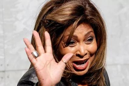 Muere la estrella de la música Tina Turner