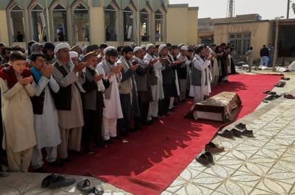Funeral masivo  a las víctimas del atentado