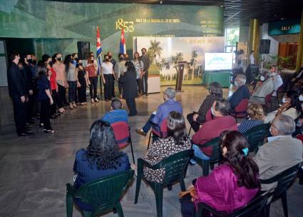 Acto ocurrido en el Memorial José Martí con motivo del aniversario 169 del natalicio del Héroe Nacional.