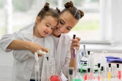 Día Internacional de Mujer y Niña en la Ciencia