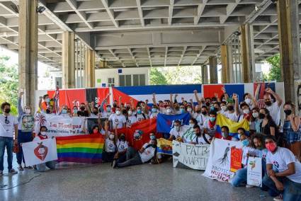 Jóvenes dispuestos a seguir defendiendo