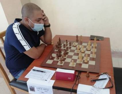 Isam Ortiz, Gran Maestro cubano de ajedrez