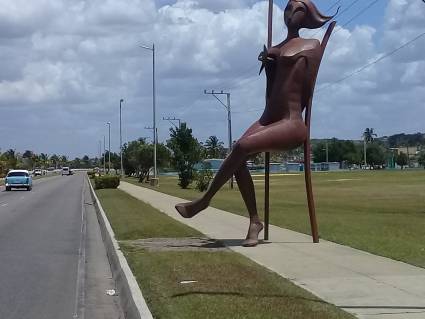 Obra en el viaducto de Estudio-Taller-Galería del artista Osmany Betancourt Falcón “Lolo”