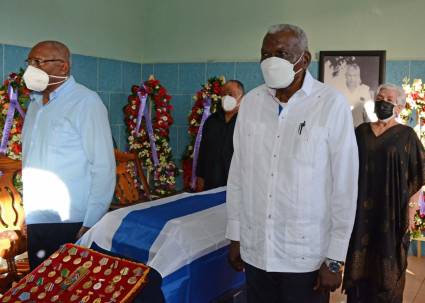 Despedida al combatiente Lázaro Vázquez García