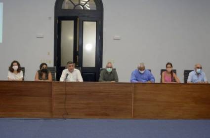 Analizan diputados proyectos de leyes en Cuba