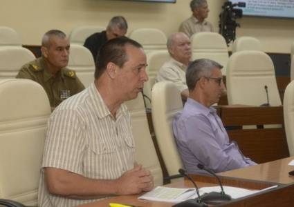 Alerta Presidente de Cuba sobre percepción de riesgo frente a la COVID-19