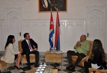 Cooperación cultural Cuba-Serbia