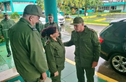 Díaz-Canel en visita a Pinar del Río