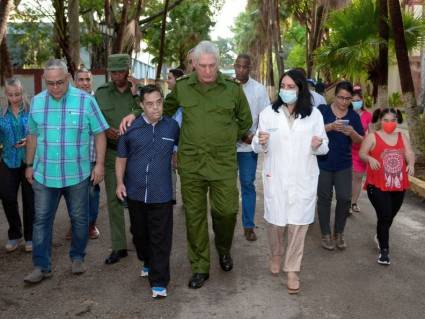 Díaz-Canel visita Hogar Psicopedagógico