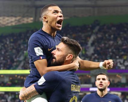 Olivier Giroud y Kylian Mbappé