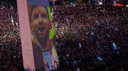 El Obelisco de Buenos Aires vibró con el triunfo de la selección albiceleste.