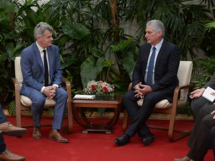 Encuentro de Miguel Díaz-Canel con Fabien Roussel, Secretario Nacional del Partido Comunista Francés