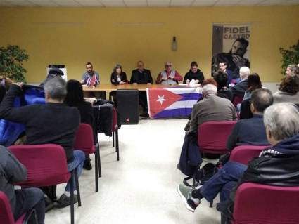 Reafirman italianos apoyo a Cuba en encuentro con Antonio Guerrero