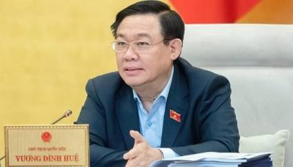 Presidente de la Asamblea Nacional (Parlamento) de Vietnam, Vuong Dinh Hue