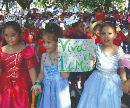 Niños en Primero de Mayo