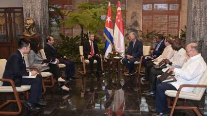 Miguel Díaz-Canel recibió al canciller de Singapur, Vivian Balakrishnan