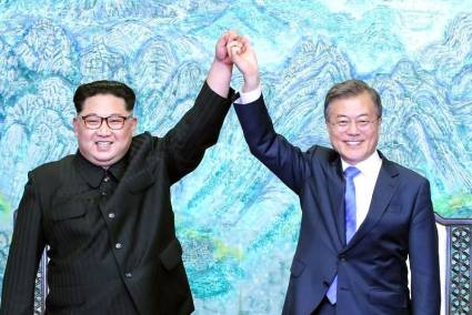 Kim Jong Un y  Moon Jae-in
