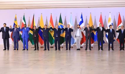 Presidentes de América del Sur ante la necesidad de retomar el camino de la integración.