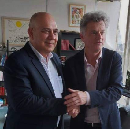 Roberto Morales Ojeda fue recibido por el secretario nacional del Partido Comunista Francés, Fabien Rousse.