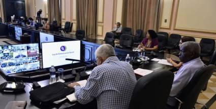 Analizan diputados proyecto de ley de Comunicación Social