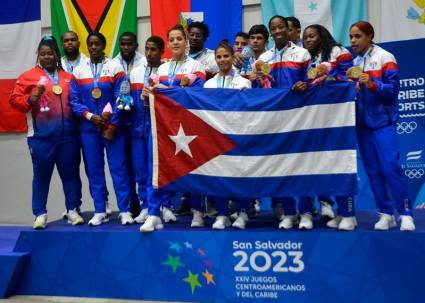Los 14 atletas de la isla