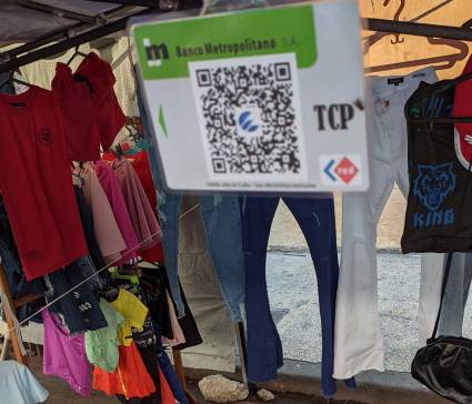 Feria comercial en calle Galiano