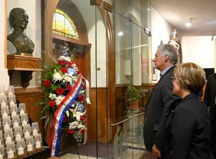 En la Iglesia de la Transfiguración, en Nueva York, el Presidente de Cuba honra al Padre Félix Varela